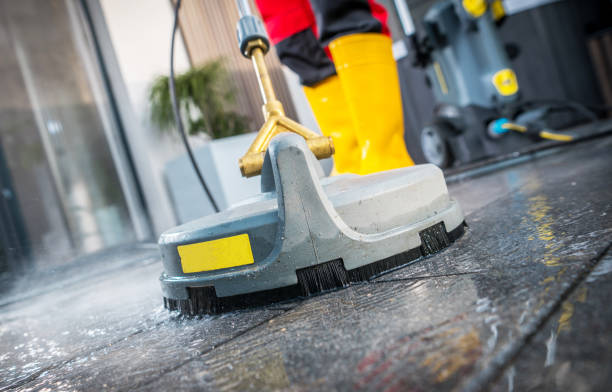 Best Concrete Pressure Washing  in Veedersburg, IN